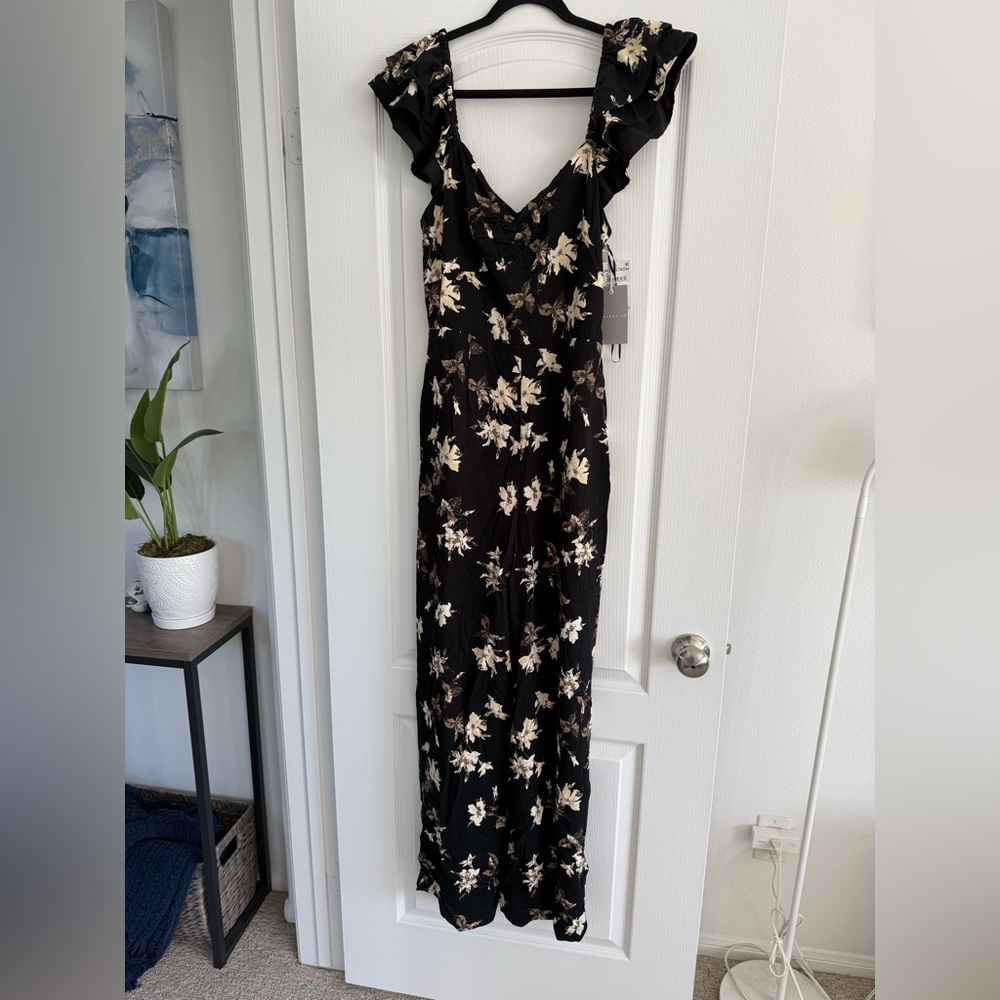 Chelsea 28 Nordstrom Black Floral Jumpsuit Size M NWT